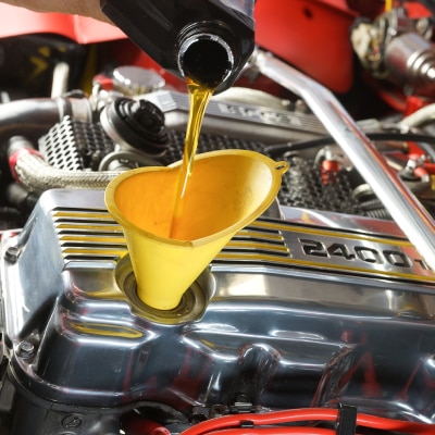OIL CHANGE SERVICE